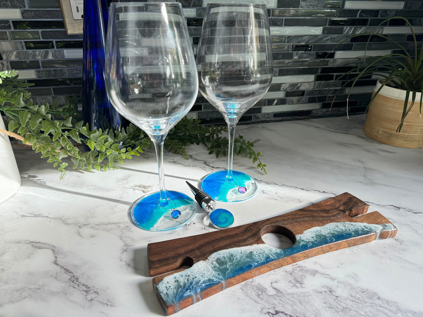 Decorated Wine Glass Gift Set: 2 Resin Ocean Wave Glasses, 1 Wine Bottle Stopper, and 2 Wine Glass Charms make a Beautiful Gift Made to Last