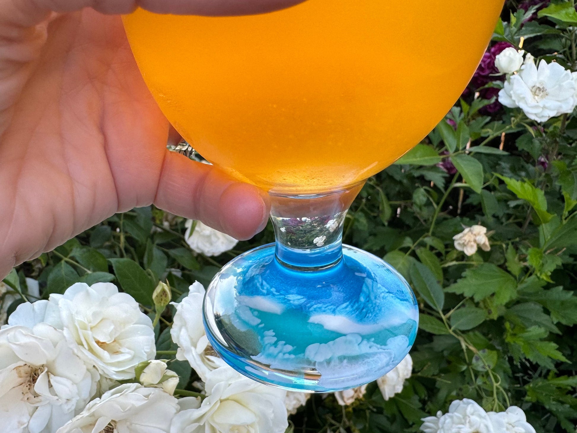 Resin Ocean Wave Beer Glass for The Ocean Lover who wants that Coastal Vibe in home decor and barware, Decorated Pint Glasses for Beer Lover