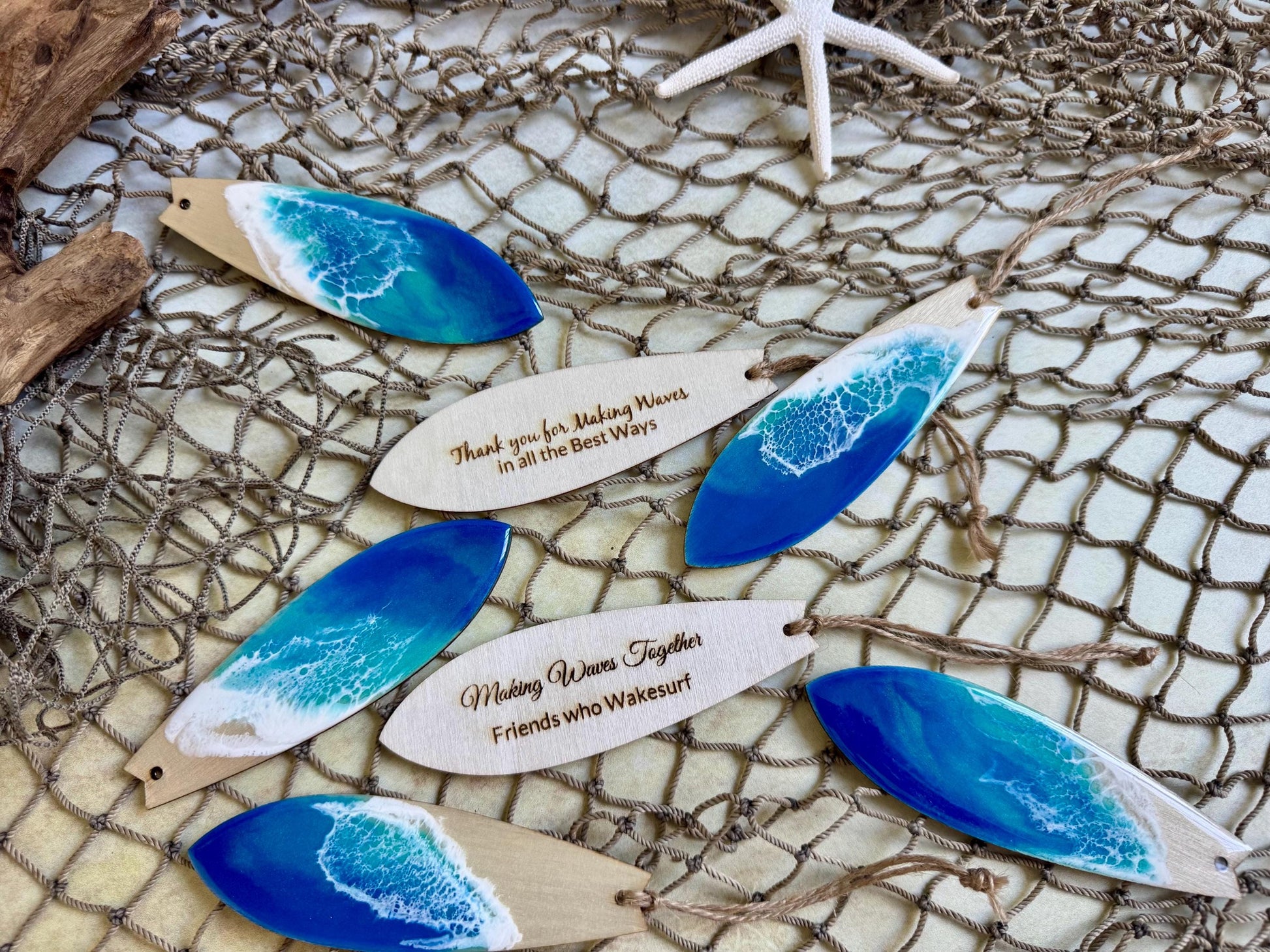 Surfboard Keychain for Beach Lover's, Wood Surfboard with Resin Ocean Wave, Surfer's Keychain, Coastal Decorative Bag Accessory